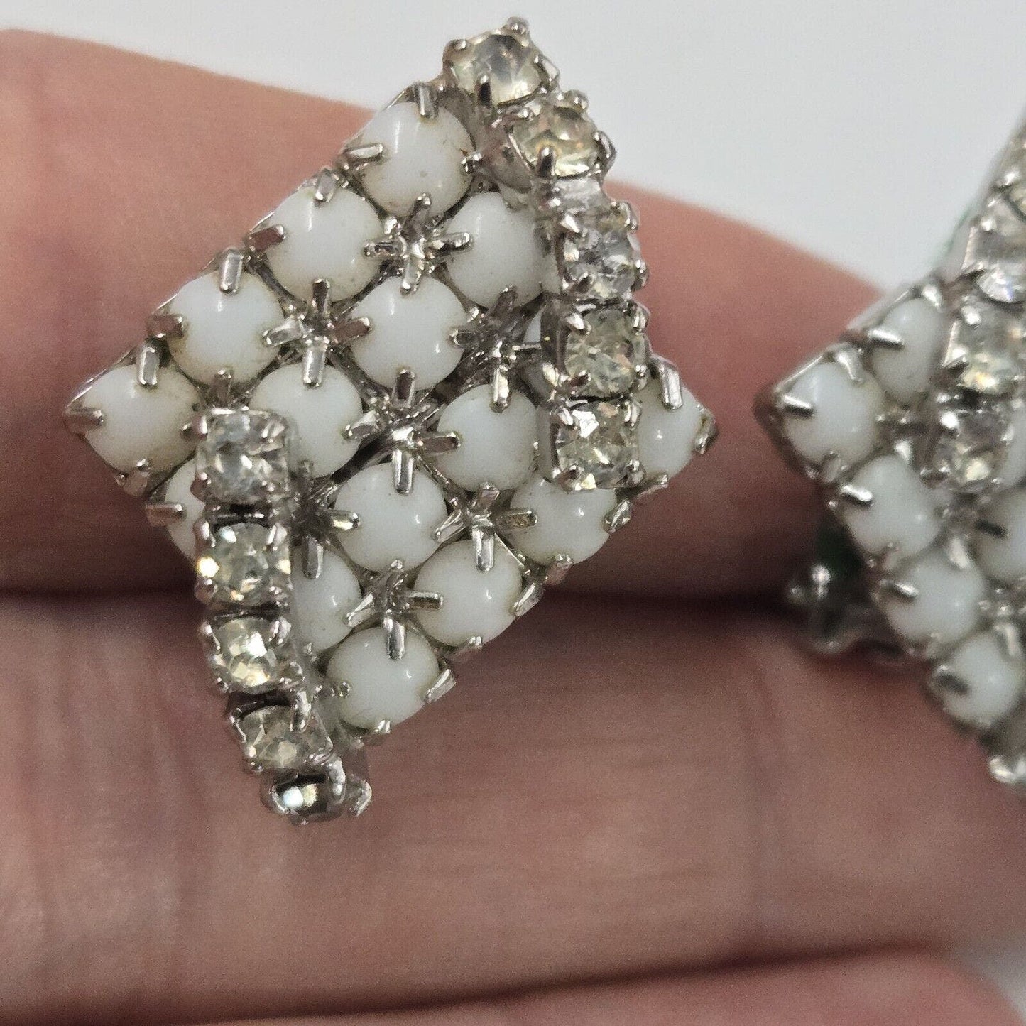 Vintage HOBE Geometric White Milk Glsss And Layered Rhinstones Clip On Earrings