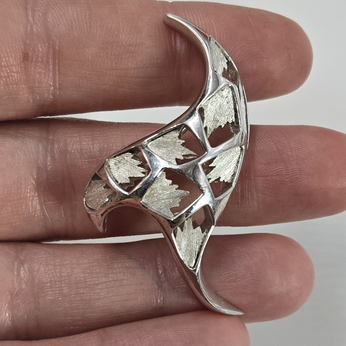 Vintage Crown Trifari Atomic MCM Unique Brooch Abstract Pointed Silver Tone