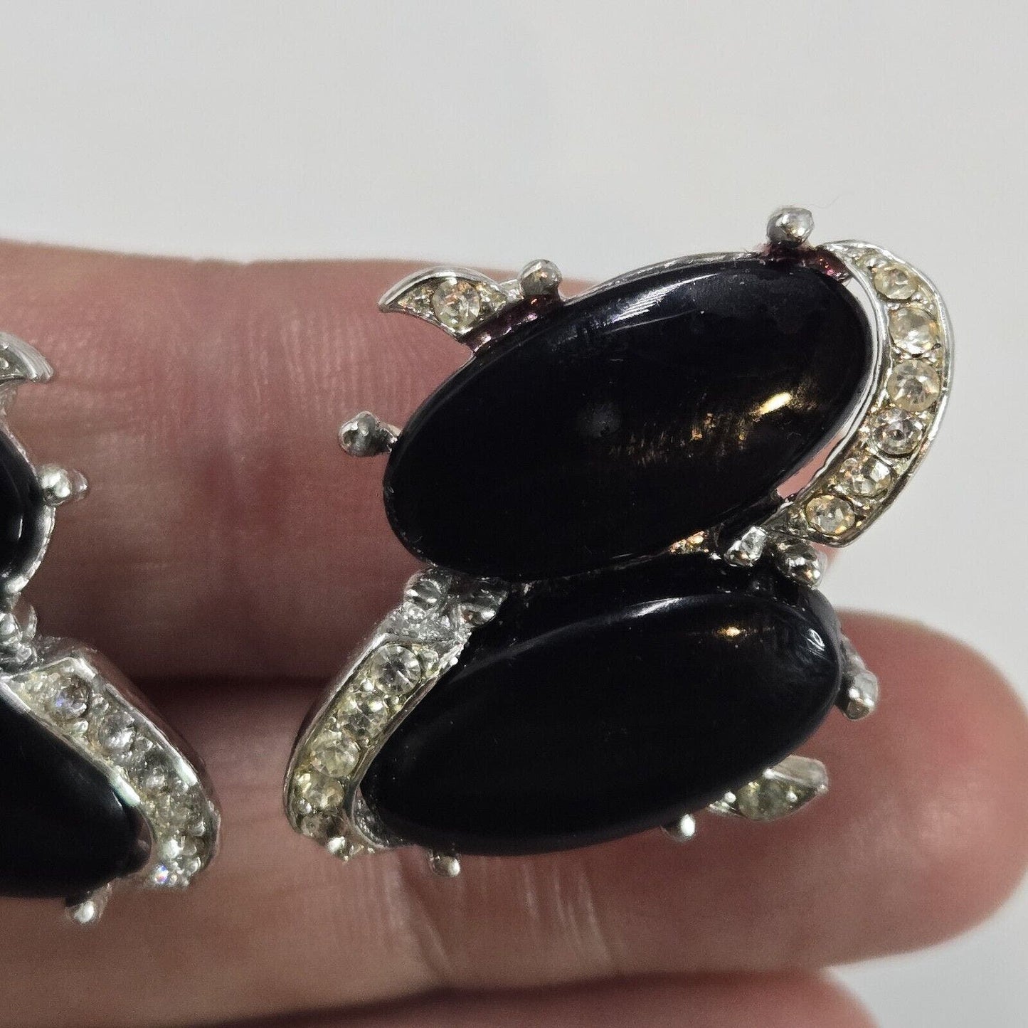 Vintage KRAMER Black Thermoset And Rhinestone Clip-on Earrings Silver Tone