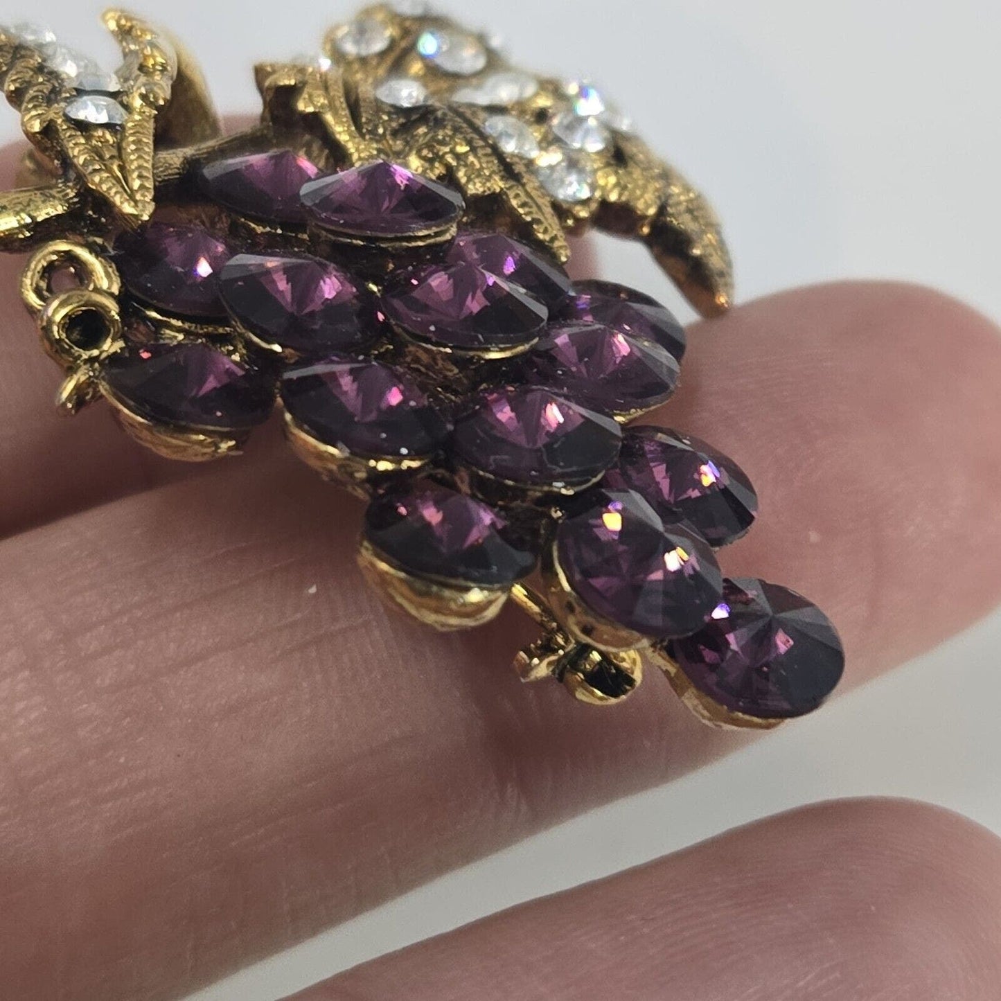 Vintage Signed EISENBERG ICE Purple Grapes Rivoli Rhinestone Leaf 1960s Brooch