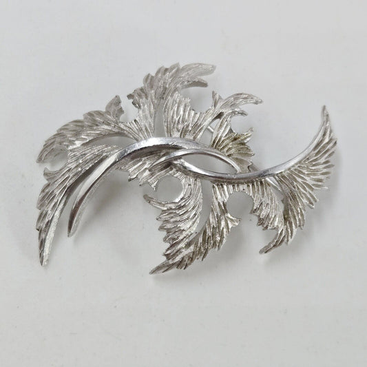 Vintage Crown Trifari Modernist Thistled Pointed Leaf Optic Silver Tone Brooch