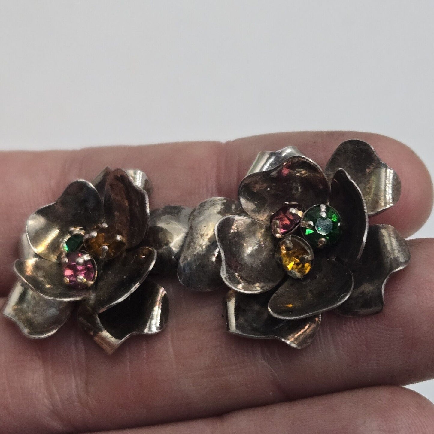 Vintage Sterling Silver Flower With Rhinestones Screw Back Earrings