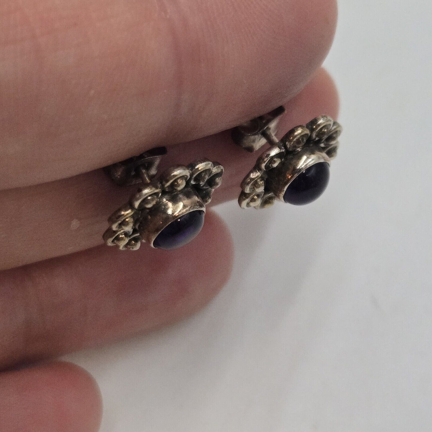 Vintage 925 Sterling Silver Real Amethyst Floral Stud Pierced Earrings