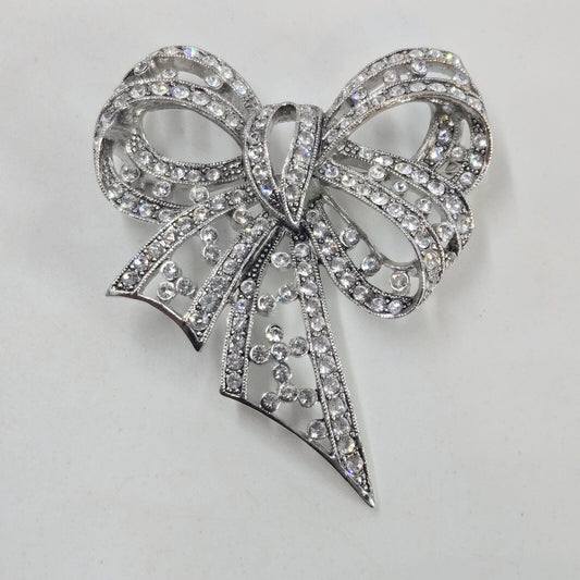 Joan Rivers Classic Collection Silver Tone Rhinestone Holiday Bow Brooch Bling