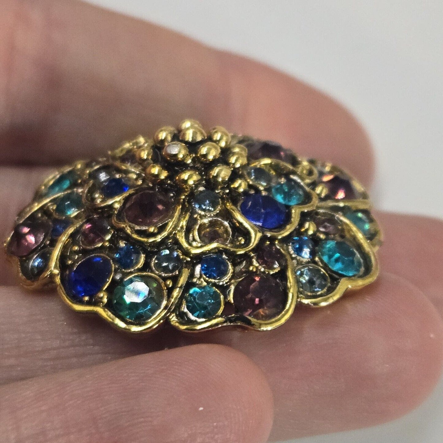 Vintage Hollycraft Flower Green Purple Blue Cluster Rhinestones Round Brooch