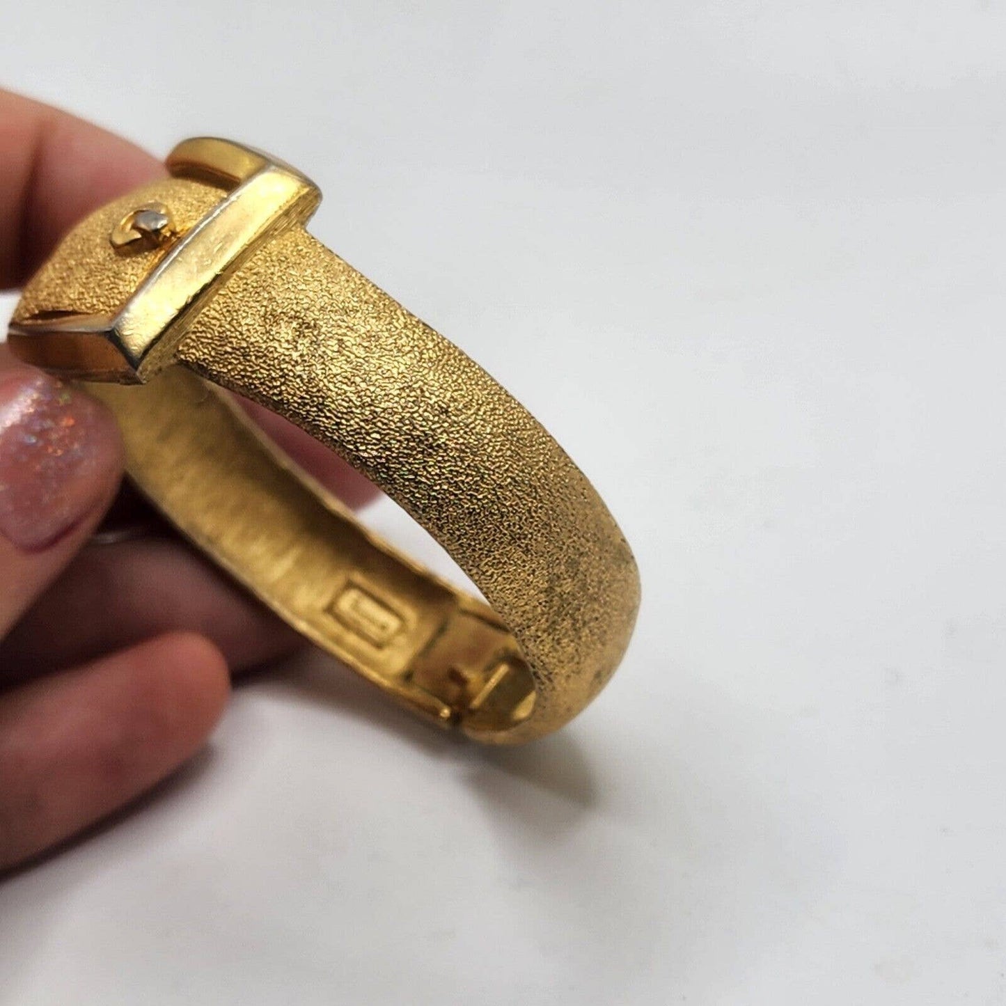 Vintage Crown Trifari Belt Buckle Hinged Clamper Cuff Bracelet Gold Tone 6.5"