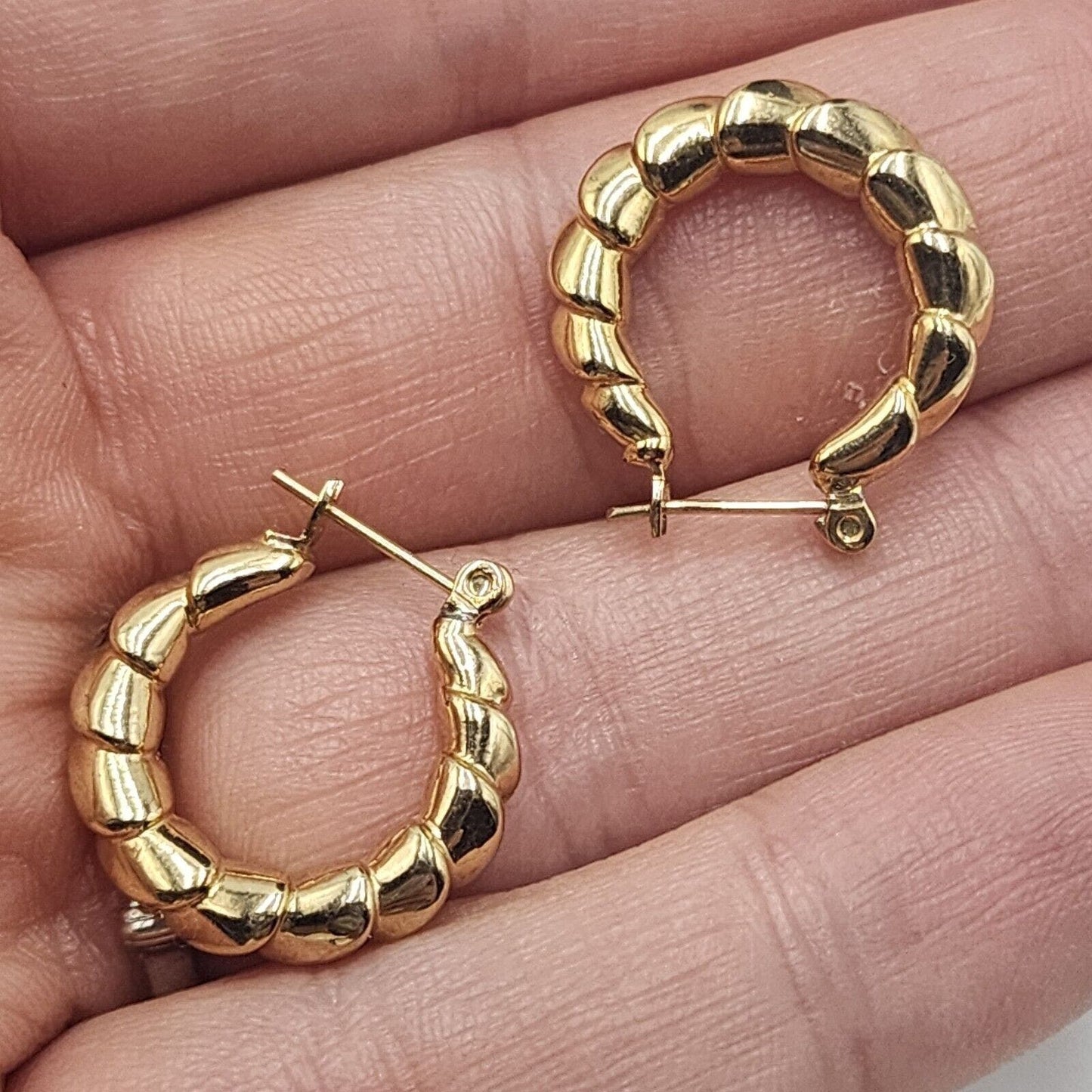 Designer Style Hoop Earrings Gold Plated Shrimp Hoops Shiney Ribbed