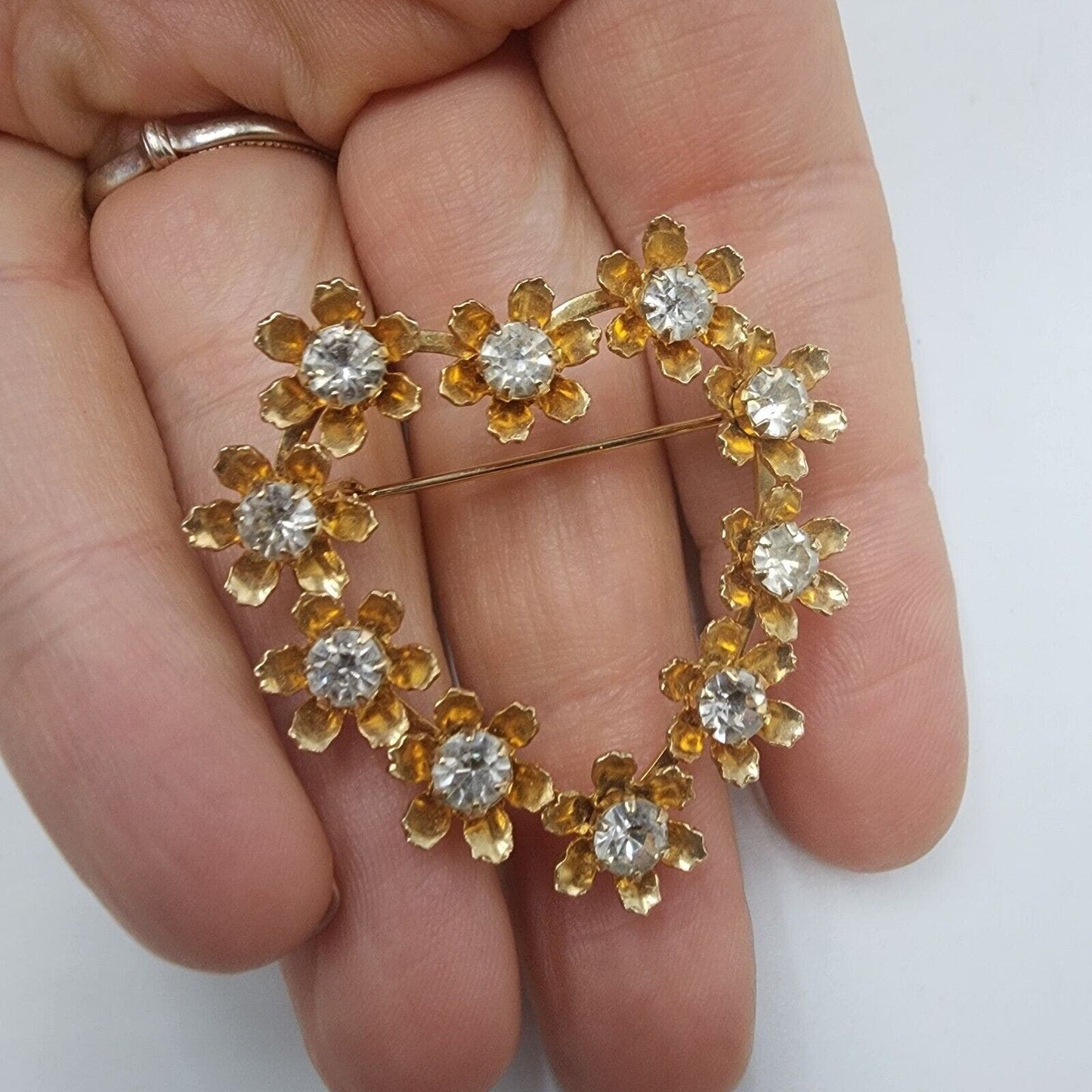 Vintage Prong Rhinestone Flowers Heart Valentine Wreath Brooch Rivet Gold Tone