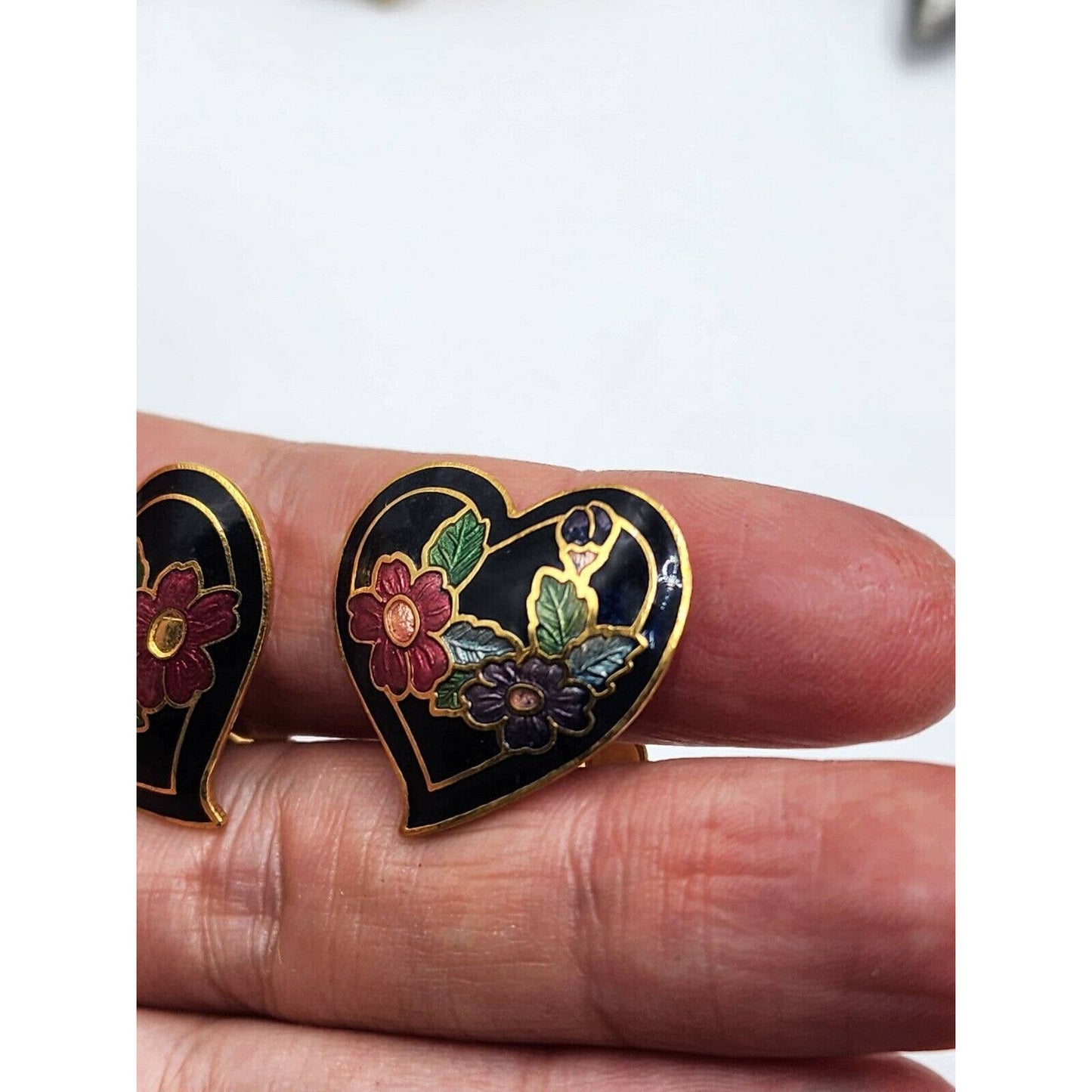 Vintage Cloisonné Enamel Heart With Flowers Large Clip-on Earrings Black