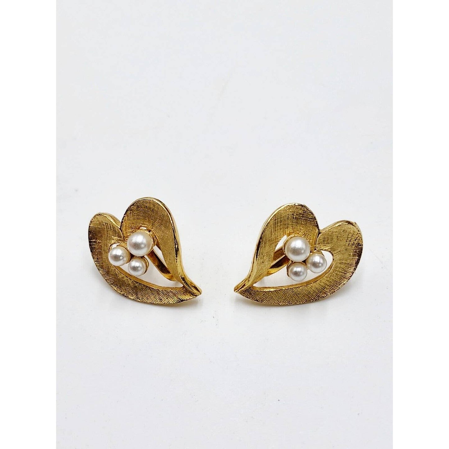 Vintage Heart Shaped Earrings Brushed Gold Tone w/ 3 Faux Pearls ScrewBack