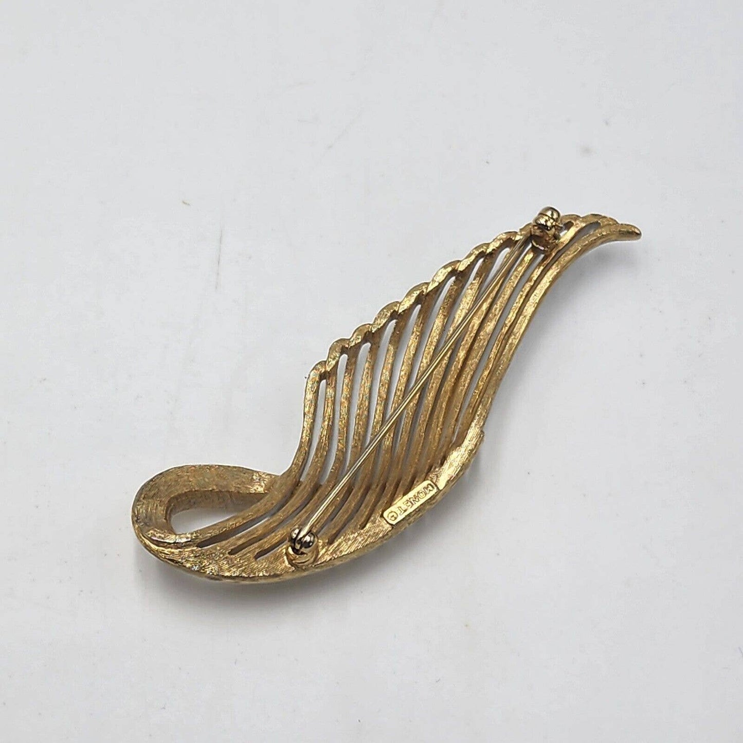 Vintage 1960s Brooch Signed MONET White Enamel Swirl Gold Tone Metal Chic